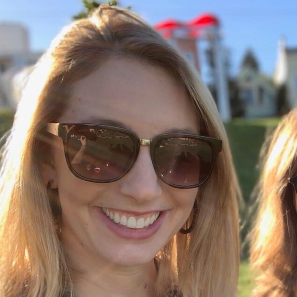 Meet your Posher, Alyssa